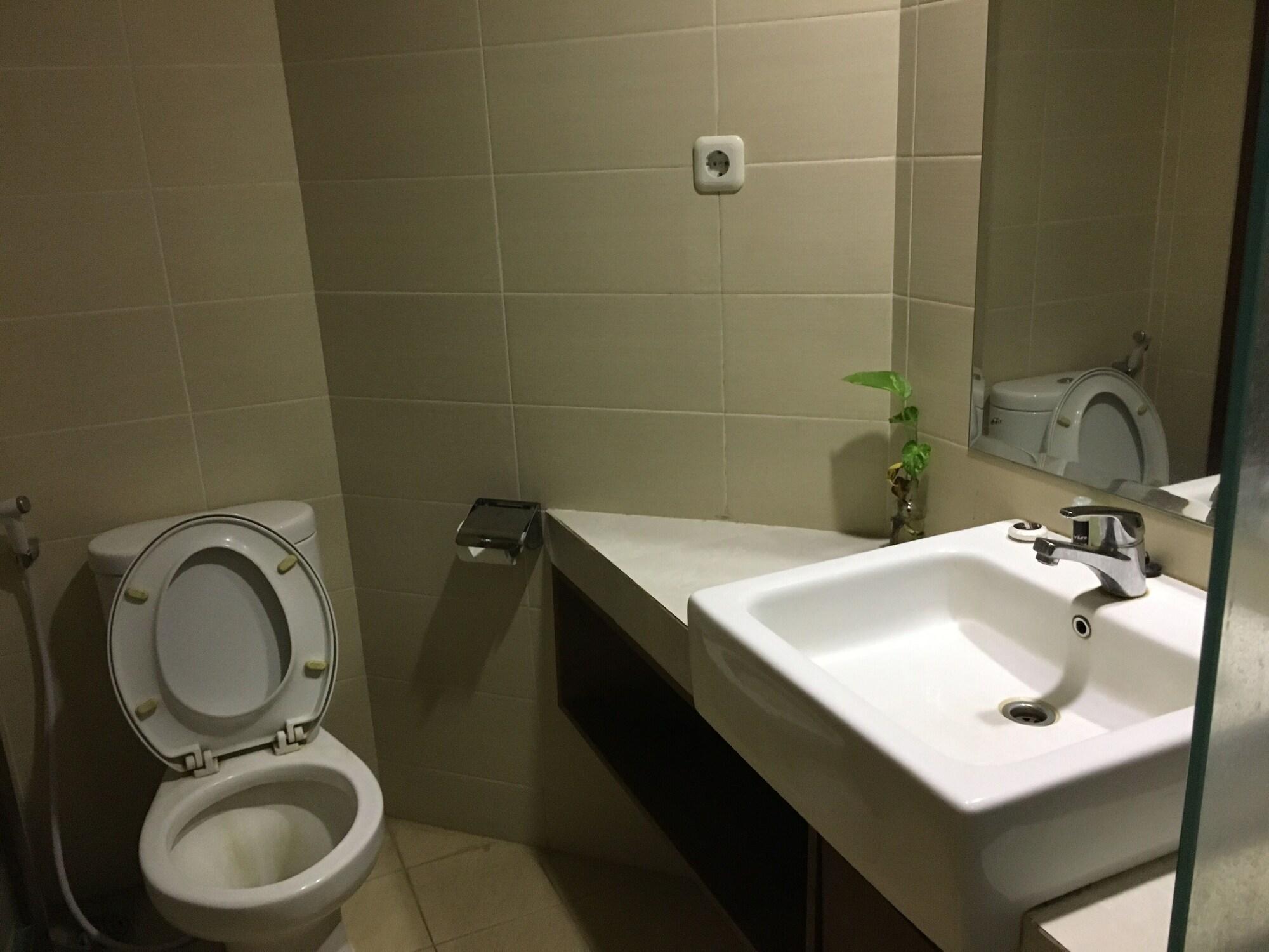 Votel Viure Hotel Jogjakarta Maguwo Extérieur photo