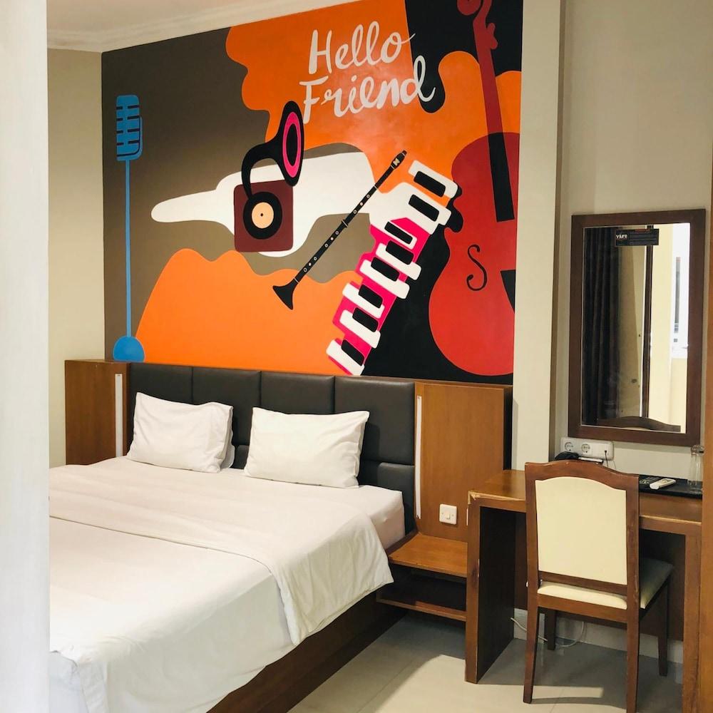 Votel Viure Hotel Jogjakarta Maguwo Extérieur photo